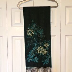 Croft & Barrow Teal and Olive Scarf